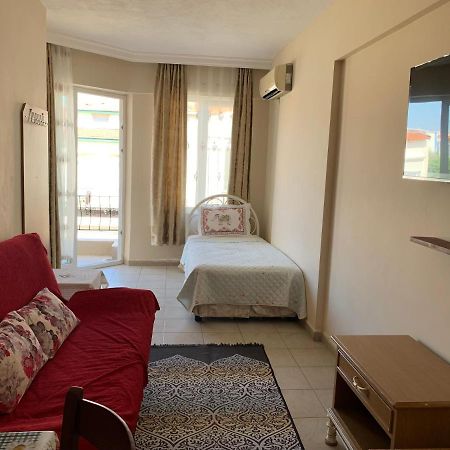 Cizmeci Apart Hotel Кешме Экстерьер фото